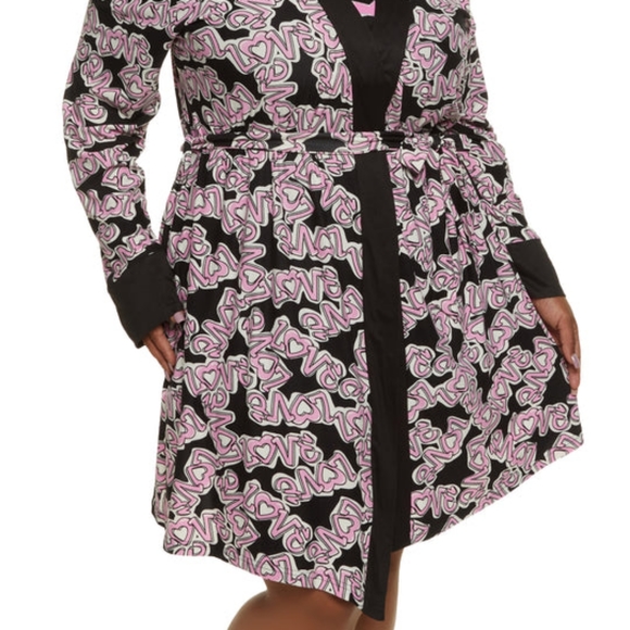 'Love' Robe Set - Picture 2 of 2